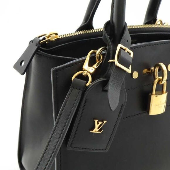Louis Vuitton City Steamer Shoulder Bag leather Noir Black - Picture 8 of 9